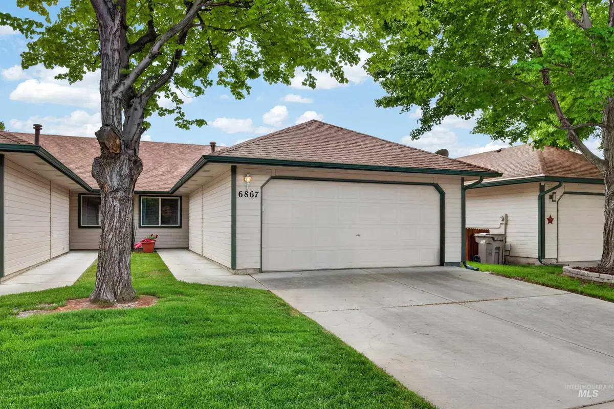 6867 W Russett St, Boise, ID 83704 - #1