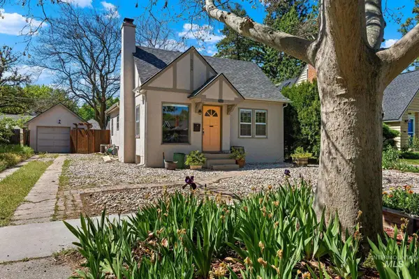 2413 W Woodlawn Ave, Boise, ID 83702