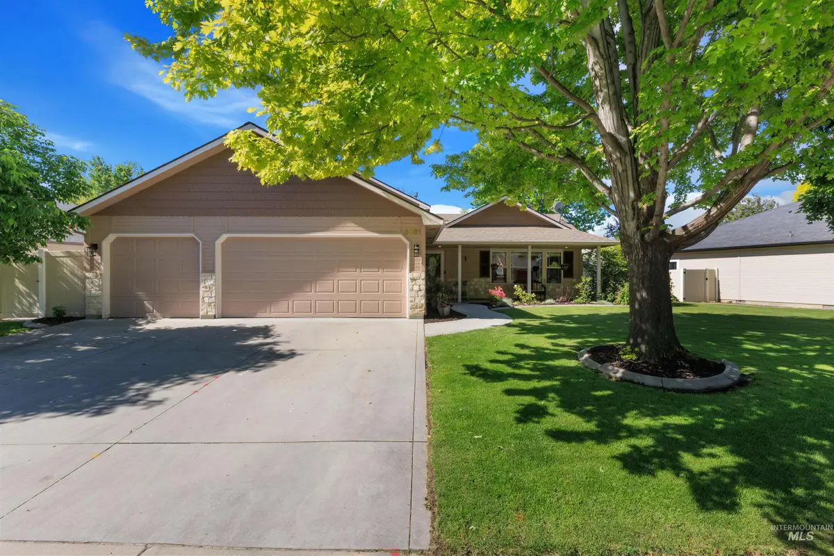 4951 W Classic Dr, Meridian, ID 83646 - #1
