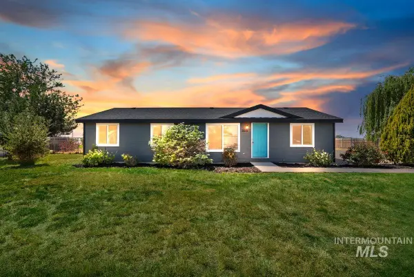 5601 Wayne Ln, Nampa, ID 83686