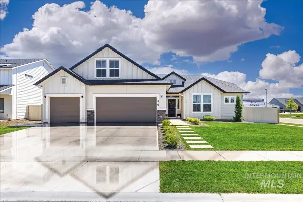 5167 E Sylvan Hart Dr., Nampa, ID 83687
