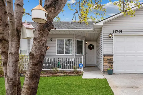 11745 W Blueberry, Nampa, ID 83651