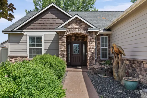 235 Magnolia Ave, Fruitland, ID 83619