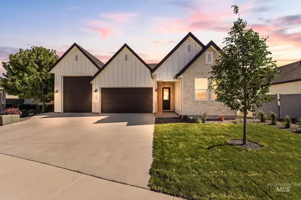 707 E Merino St, Kuna, ID 83634
