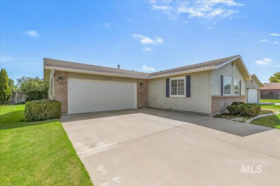 1100 Burnett Dr #250A, Nampa, ID 83651 - #2