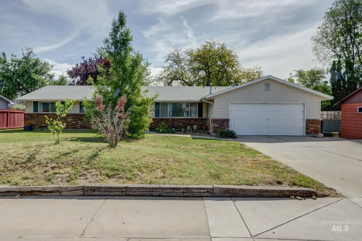 3702 N Cole Road, Boise, ID 83704 - #1