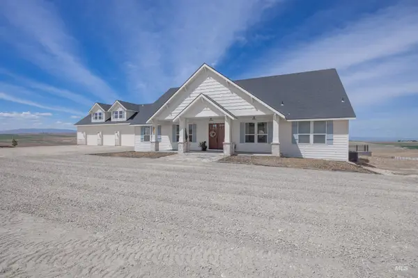 9853 Salmon Ridge Pl, Nampa, ID 83686