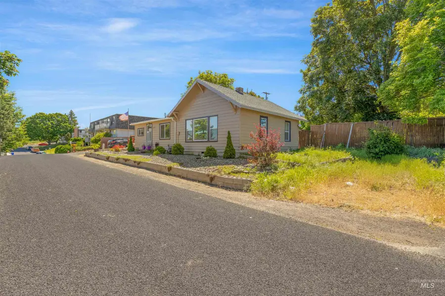 238 Hillcrest Road, Lewiston, ID 83501 - #2