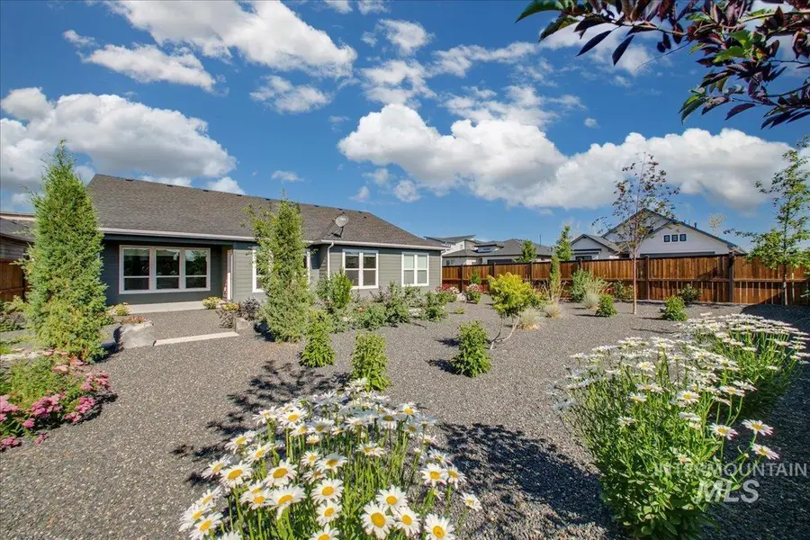 76 S Ziklag Ave, Kuna, ID 83634 - #3