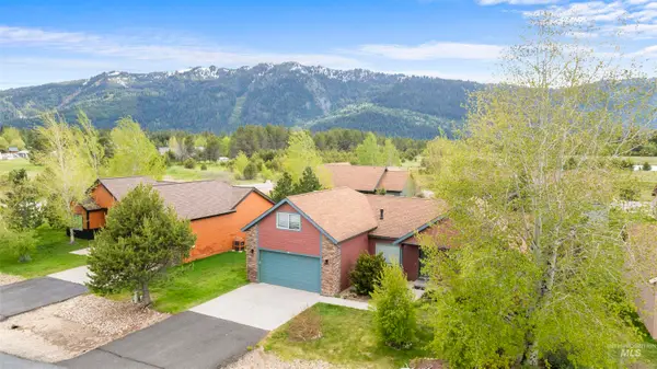 15 Buckskin Drive, Donnelly, ID 83615