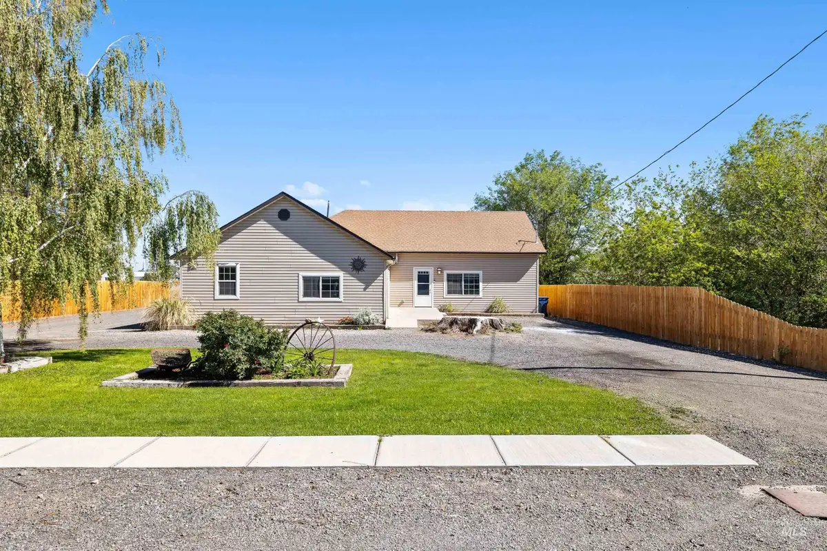526 North St, Filer, ID 83328 - #1