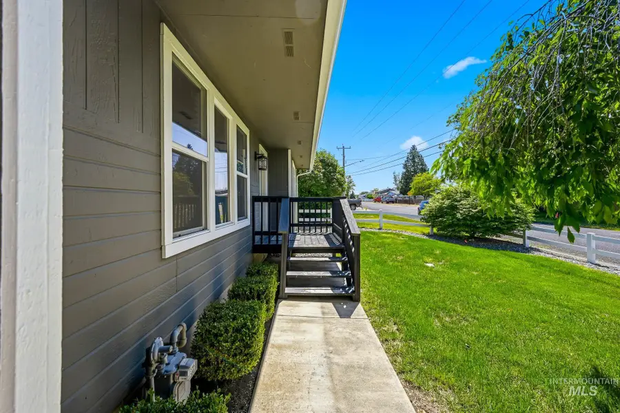 3715 18th Street, Lewiston, ID 83501 - #2