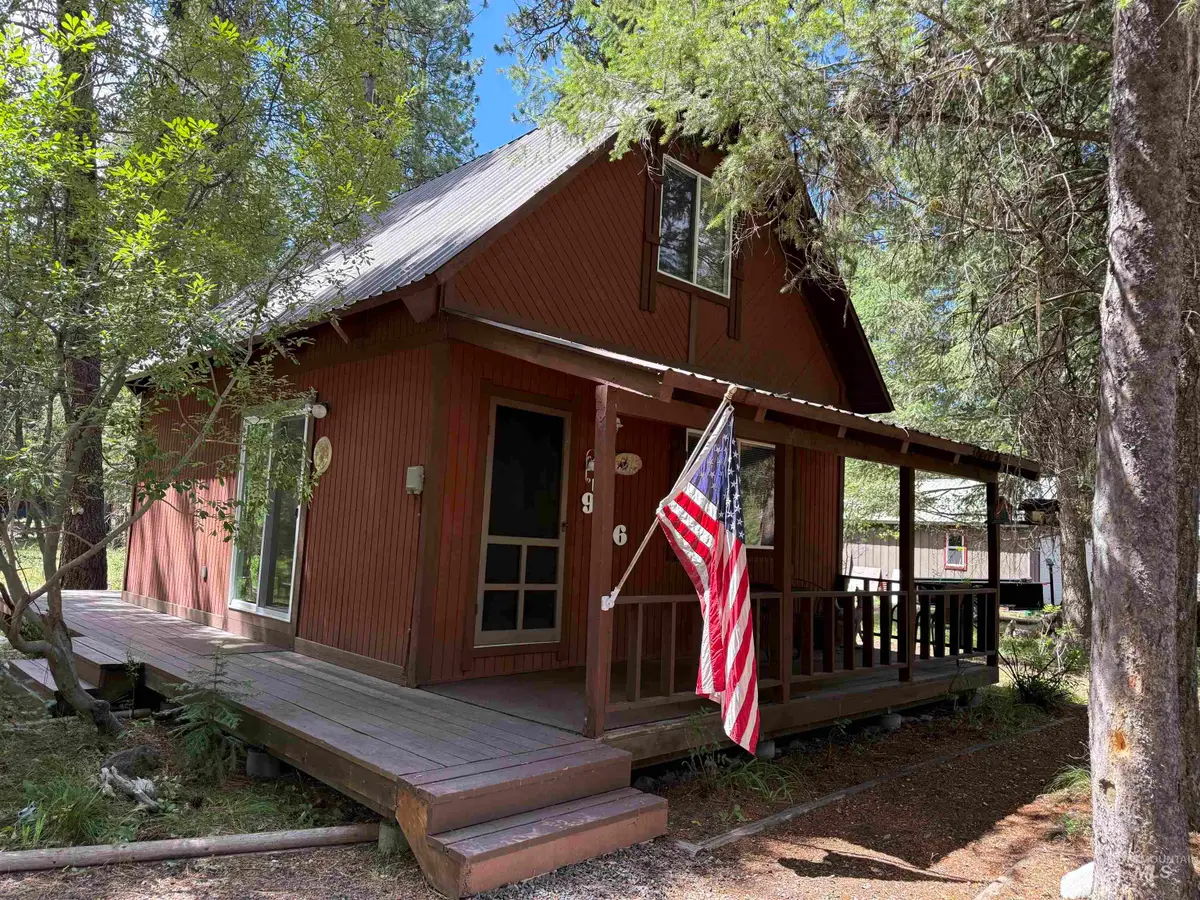 916 Strawberry Ln, McCall, ID 83638 - #1