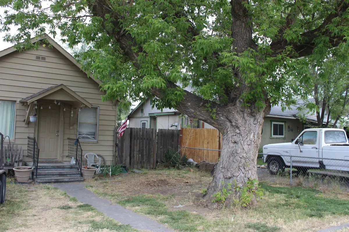 376 Van Buren St, Twin Falls, ID 83301 - #1