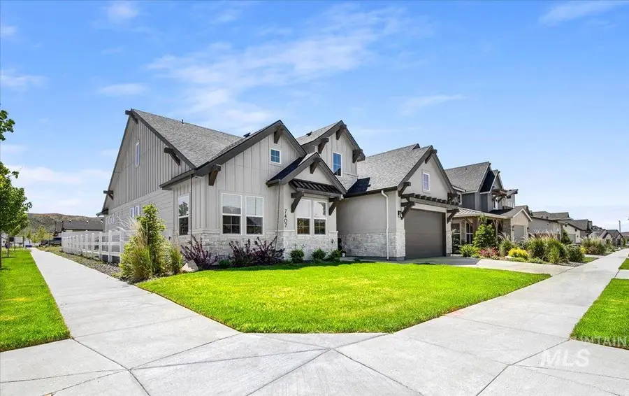 7407 W Diamond Lake Drive, Boise, ID 83714 - #2