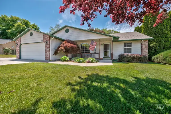 2090 Bonnie Dr, Payette, ID 83661