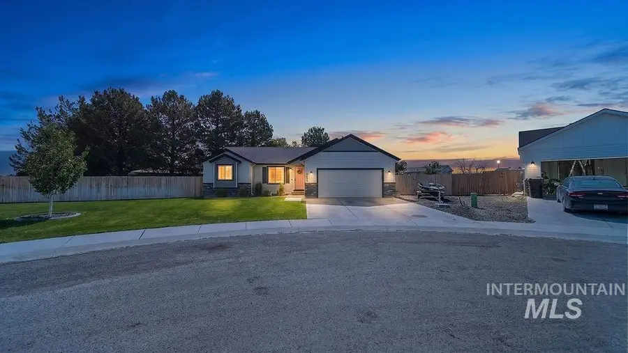 4035 N Blue Cascade, Buhl, ID 83316 - #3