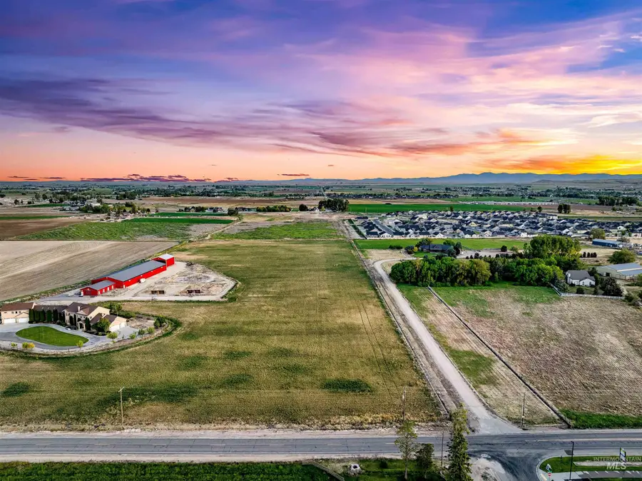 2461 Deer Flat Rd, Kuna, ID 83634 - #2