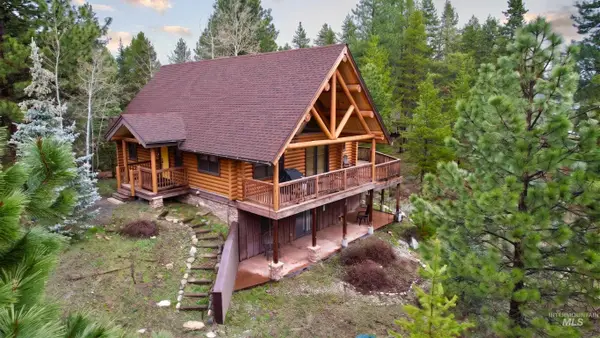 788 Chad Loop, McCall, ID 83638