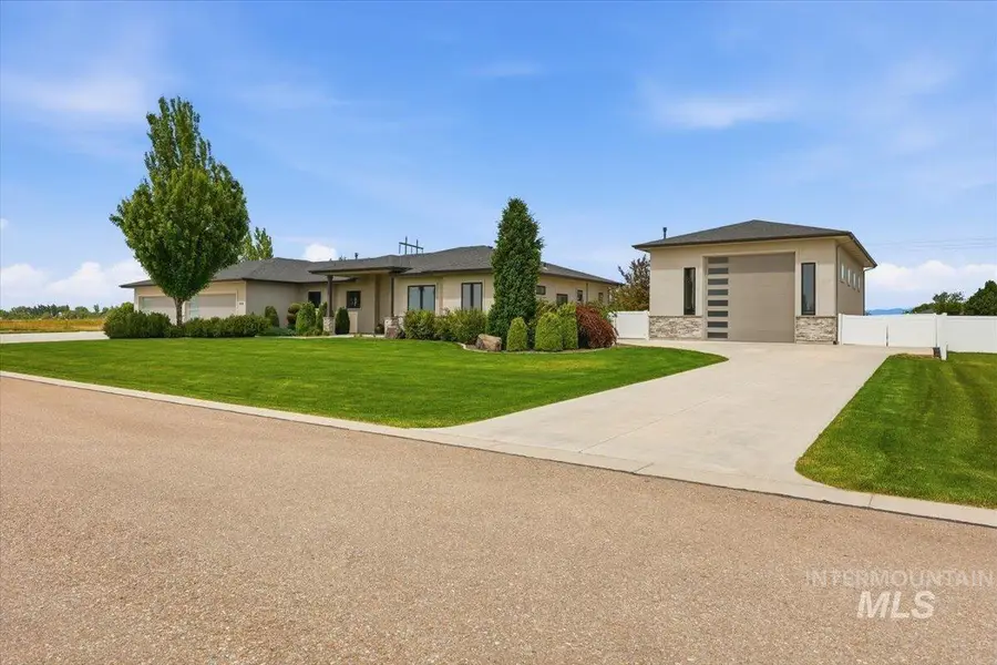 2978 S Elevation Pl, Nampa, ID 83687 - #3