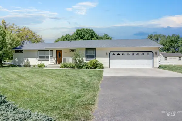 907 52nd St, Nampa, ID 83687