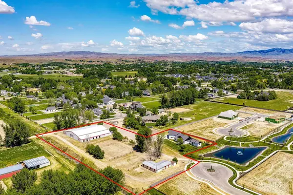 4807 W Little Feather Ln, Eagle, ID 83616