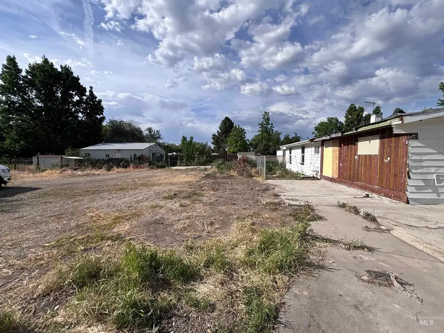 2152 Artesian Rd, Eagle, ID 83616 - #2