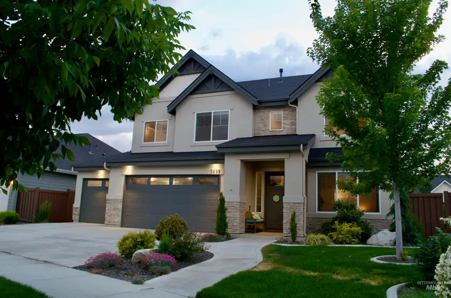 5899 N Levenham Ave, Meridian, ID 83646 - #2