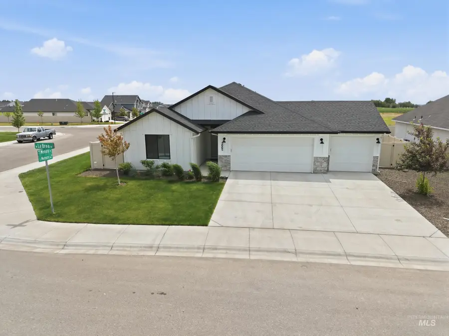 3665 W La Brea Dr, Meridian, ID 83642 - #3