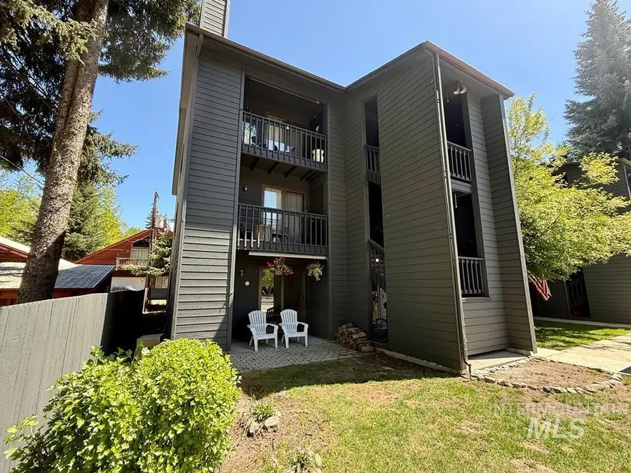 601 Hemlock St. #3, McCall, ID 83638 - #2
