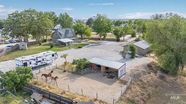 621 S Borchers Lane, Caldwell, ID 83605