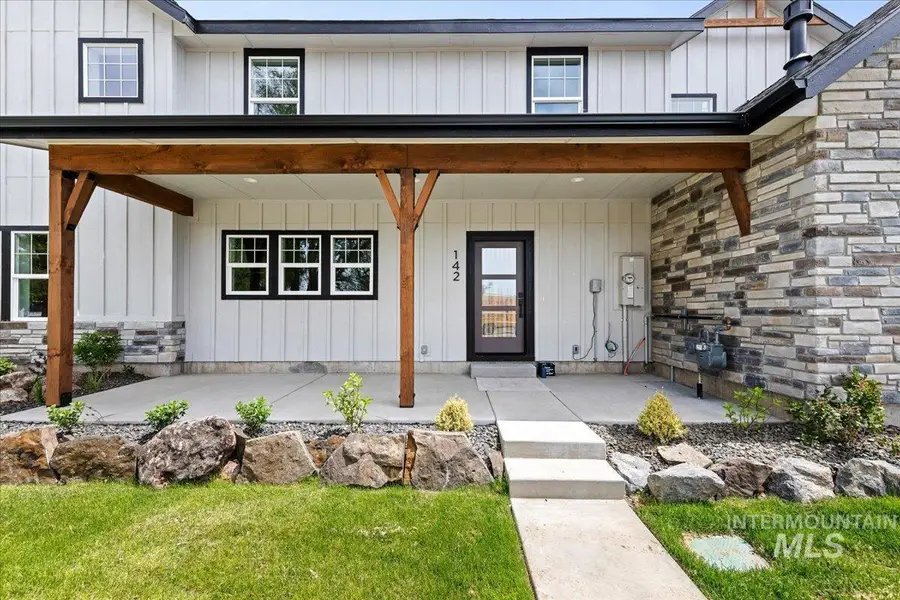 142 N Edgewood Ln, Eagle, ID 83616 - #2