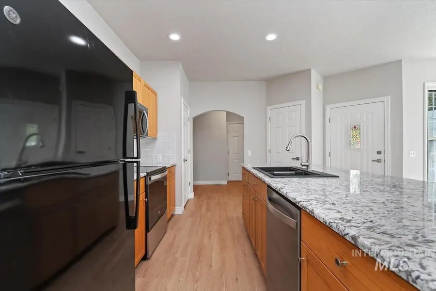 1137 N Cathy Ave, Meridian, ID 83642 - #2