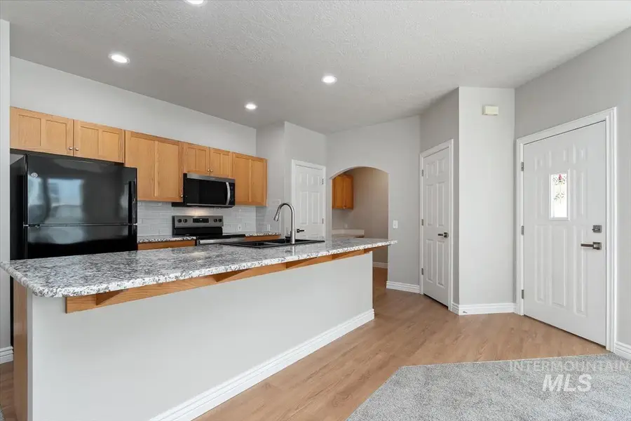 1137 N Cathy Ave, Meridian, ID 83642 - #3