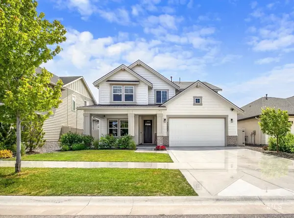 11337 W Heliopsis Dr, Star, ID 83669