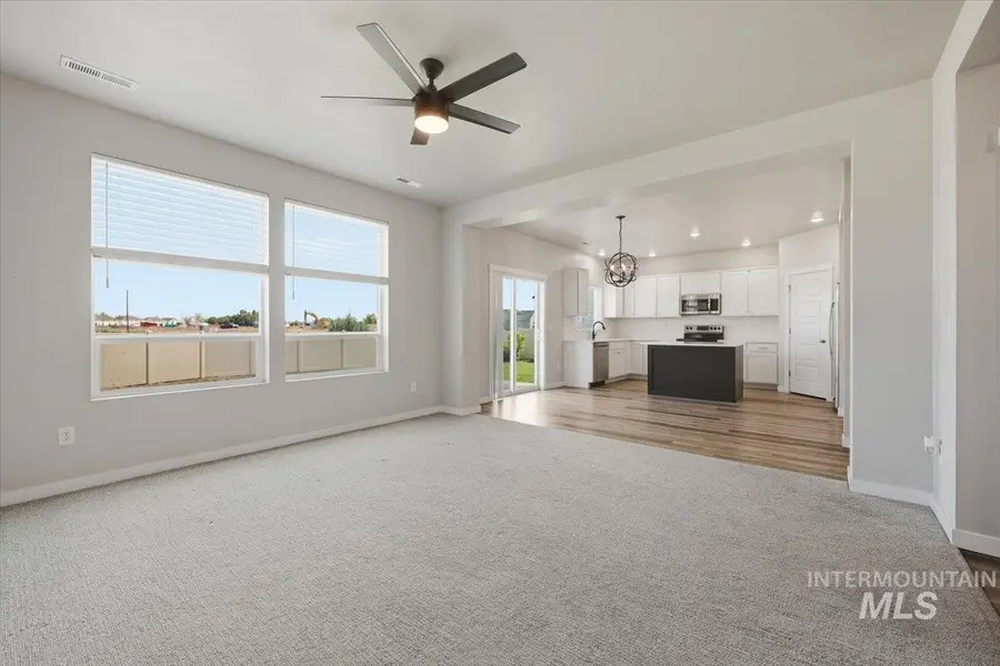 4882 W Lesina St, Meridian, CA 92835 - #2