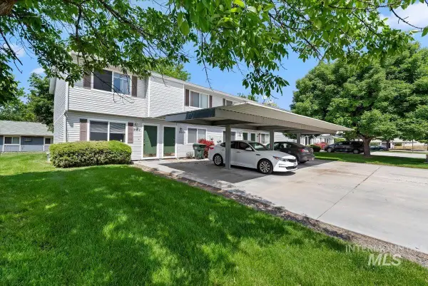 2057 N Woodford Ave, Meridian, ID 83646