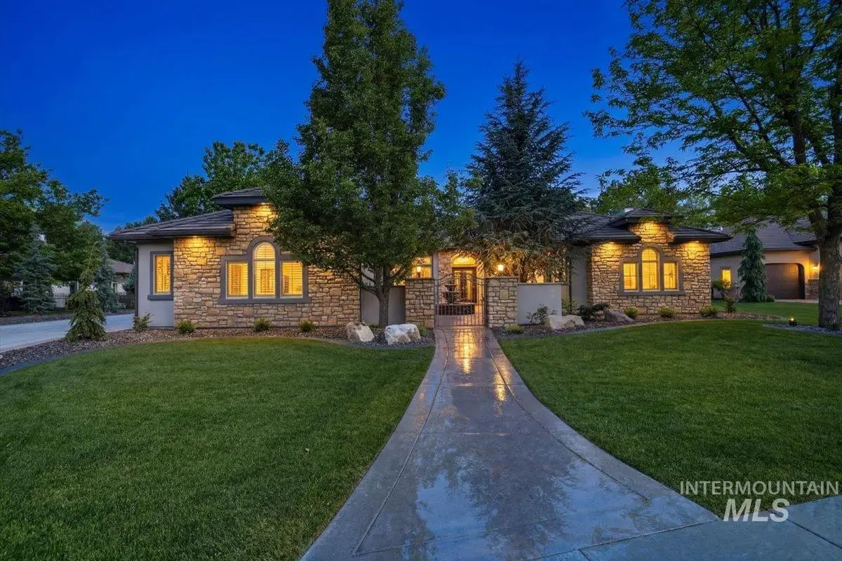810 W Sherason Dr, Eagle, ID 83616 - #1