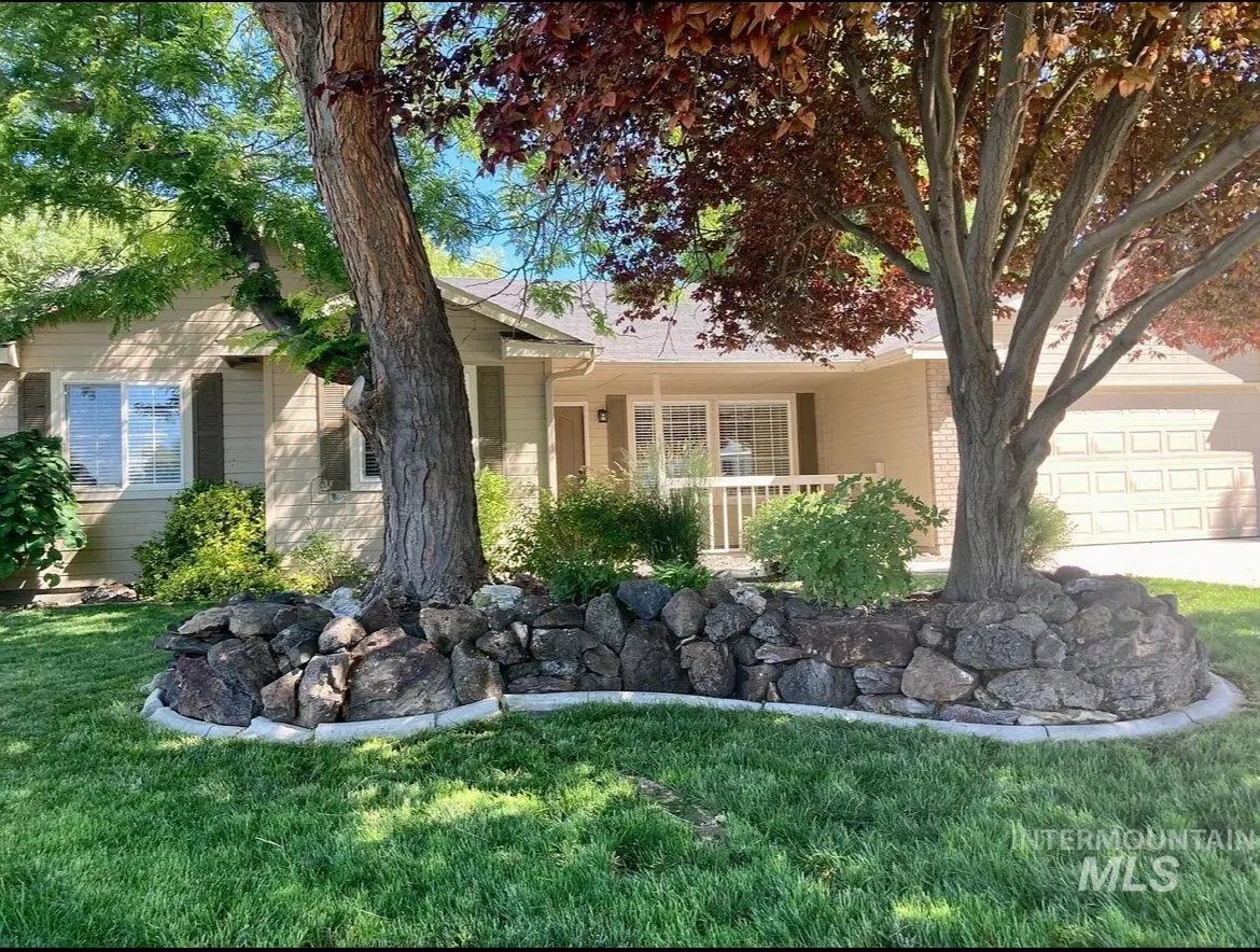 617 Spruce Creek Dr, Nampa, ID 83686 - #1