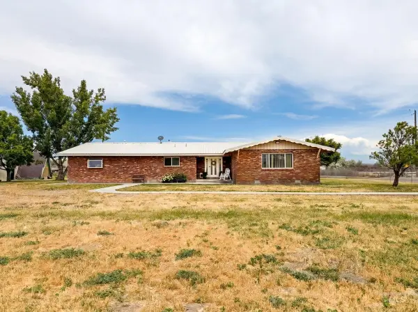 394 Chester Road, Ontario, OR 97914