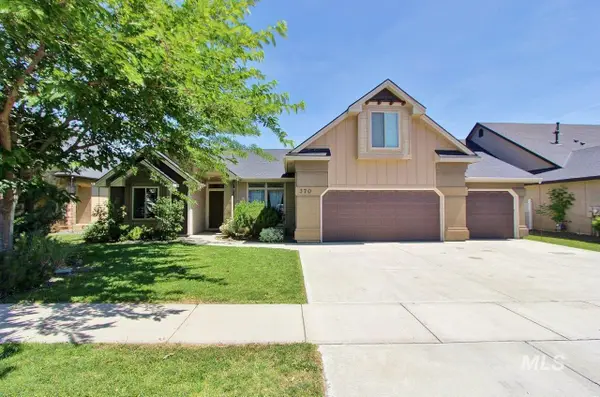 370 S Schober Loop, Nampa, ID 83686