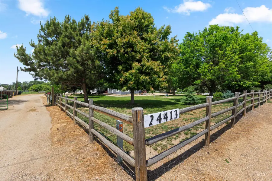 24413 Freezeout Rd, Caldwell, ID 83607 - #3