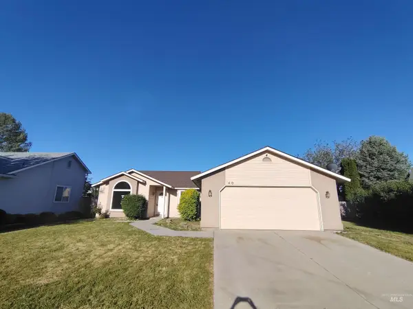 40 S Bingham St, Nampa, ID 83651