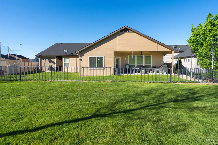 11781 W Cross Slope Way, Nampa, ID 83686 - #2