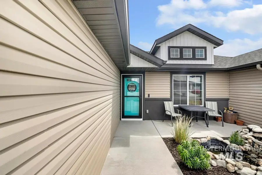 1025 Elk Butte Dr., Kimberly, ID 83341 - #2