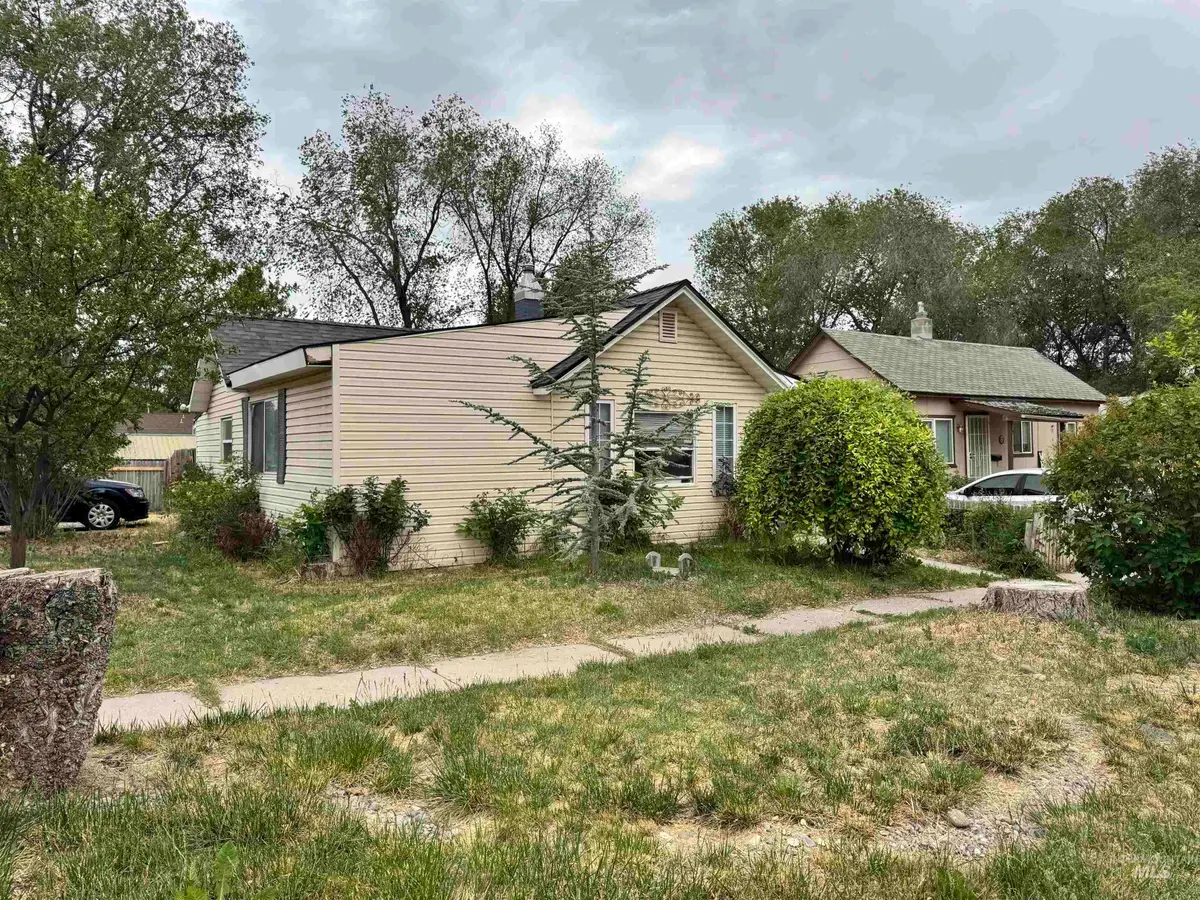 421 5th Ave East, Jerome, ID 83338 - #1