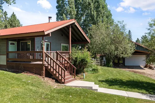 646 Packer John, Garden Valley, ID 83622