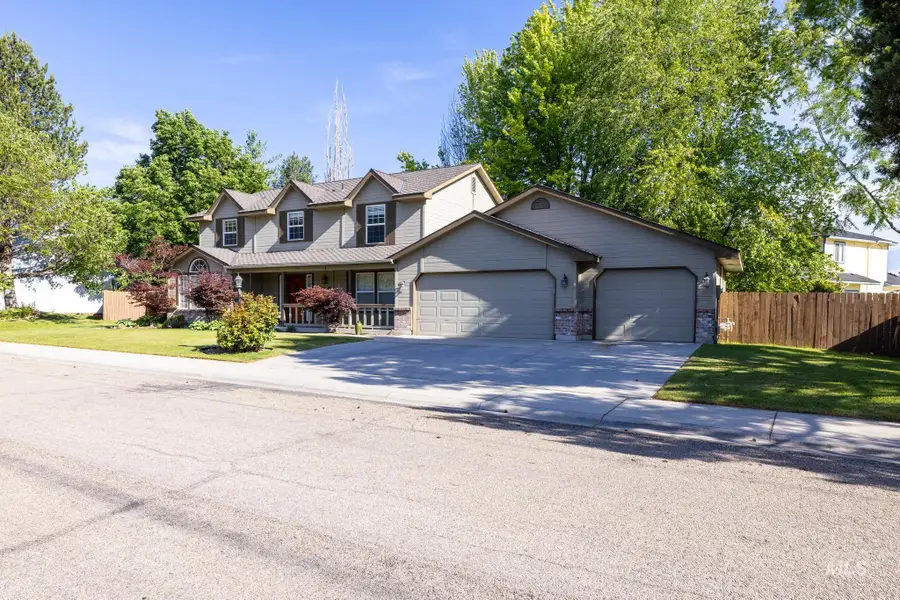 923 E St. Martin Dr, Meridian, ID 83642 - #2