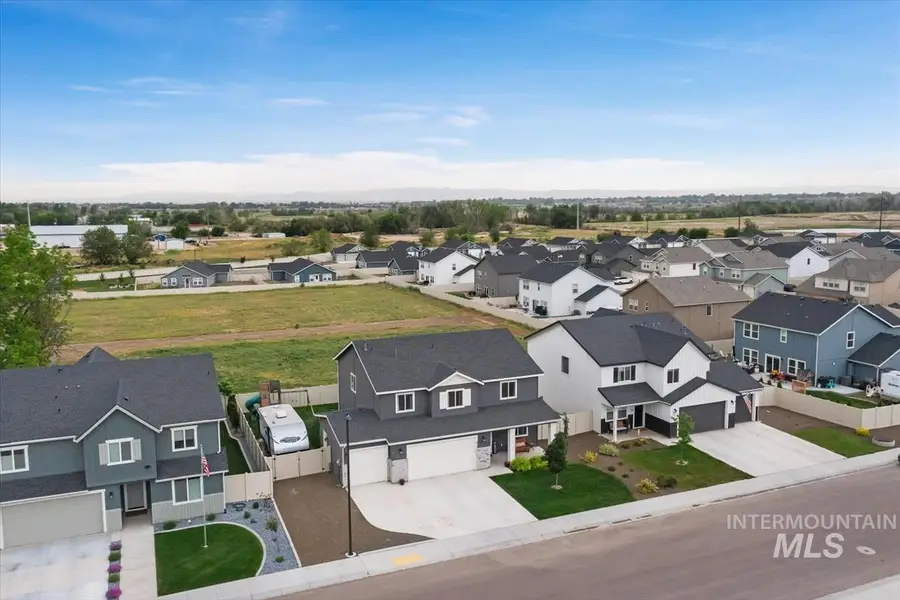 815 Knowledge St, Middleton, ID 83644 - #3