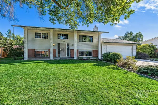 9934 W Lancelot Ave, Boise, ID 83704